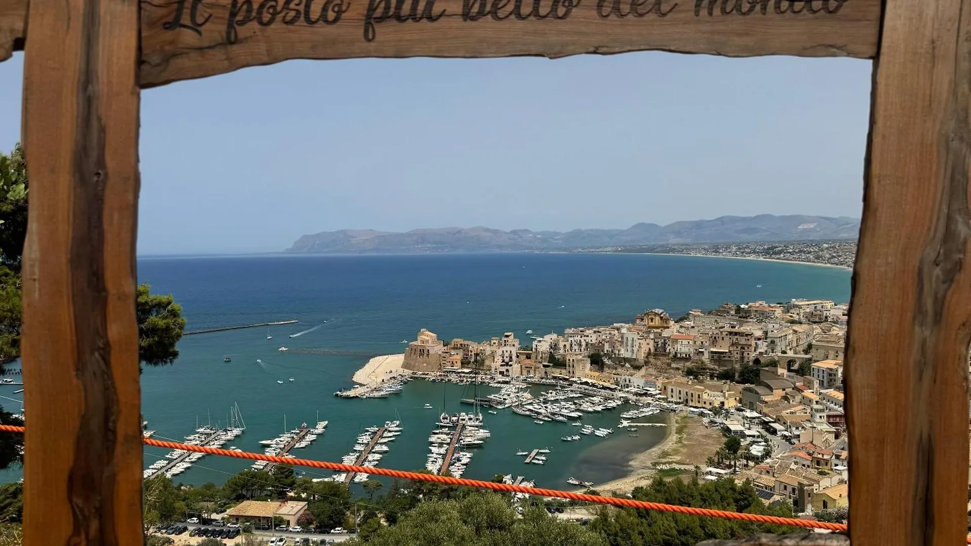 Mary Gery'S Rooms Castellammare del Golfo Italy