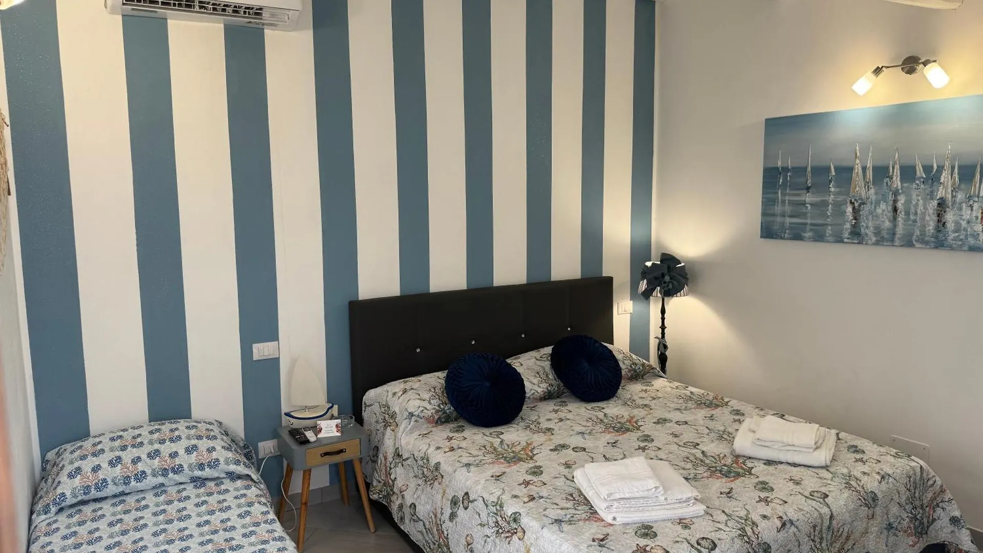 Holiday home Mary Gery'S Rooms Castellammare del Golfo
